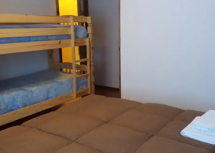 Nonaj Hotel *